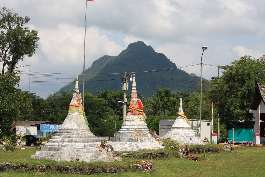 The Three Pagodas Pass,, (Paya-thaungzu Taung) The border Thailand-Burma,, by Thai pix Wildlife ph…