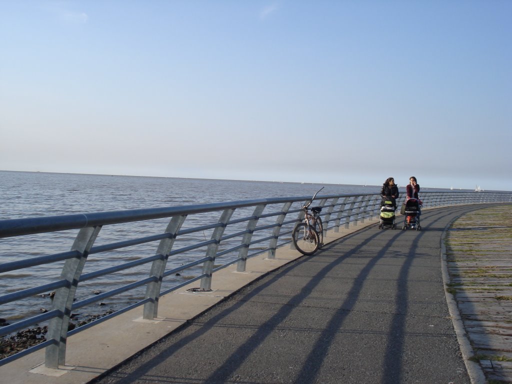 Costanera del Río de la Plata - Parque de los Niños by Ceci