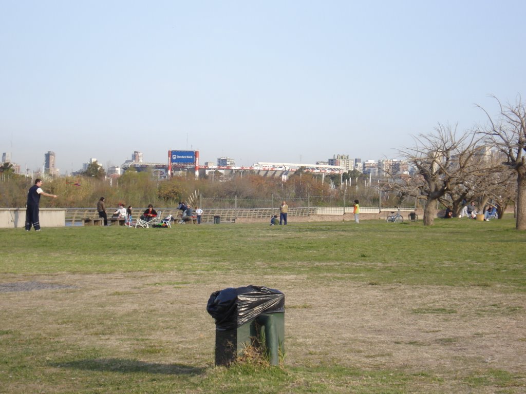 River Plate desde Parque de los Niños by Ceci