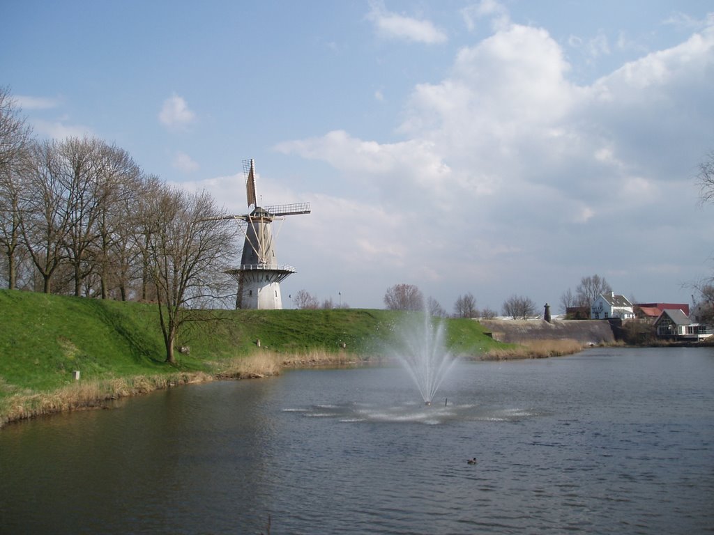 De Molen Van Woudrichem by h47deelen