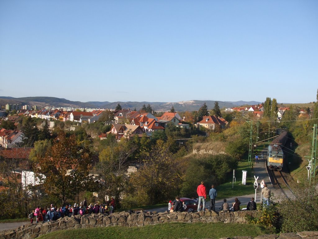 Eger, északi panoráma, és egy különvonat by HUNGreen