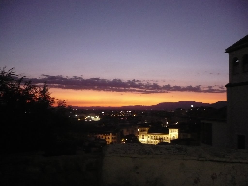 Atardecer en Granada by Angela Salazar