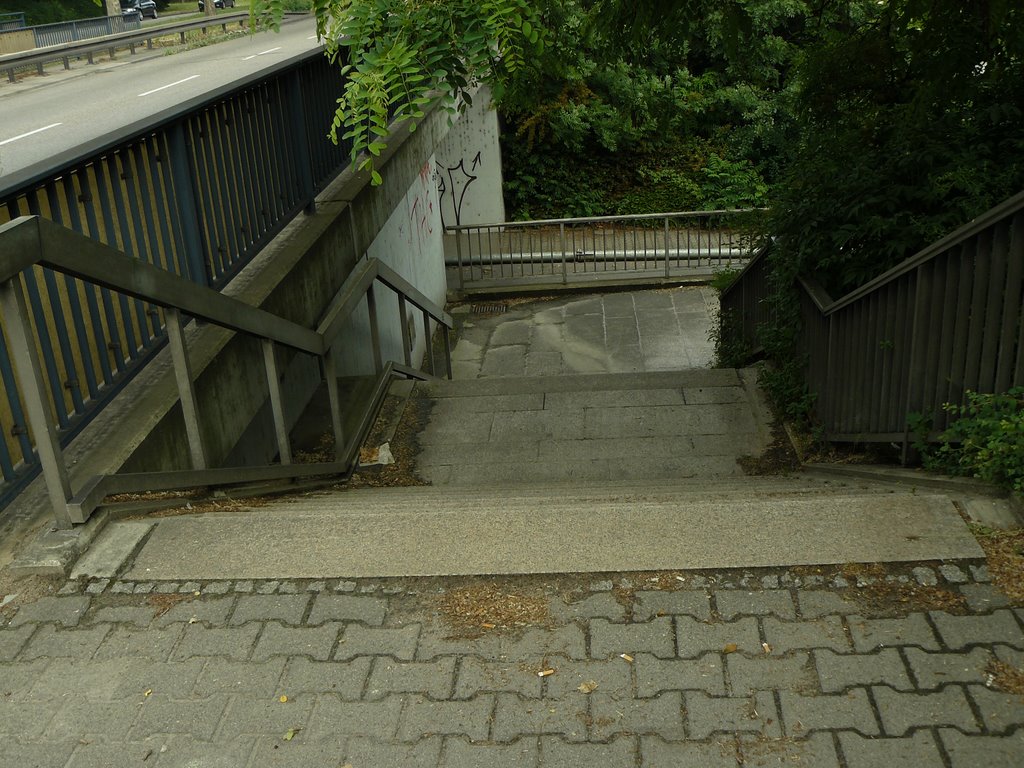 Treppen für Fahrräder!!! by Radfahrverbot