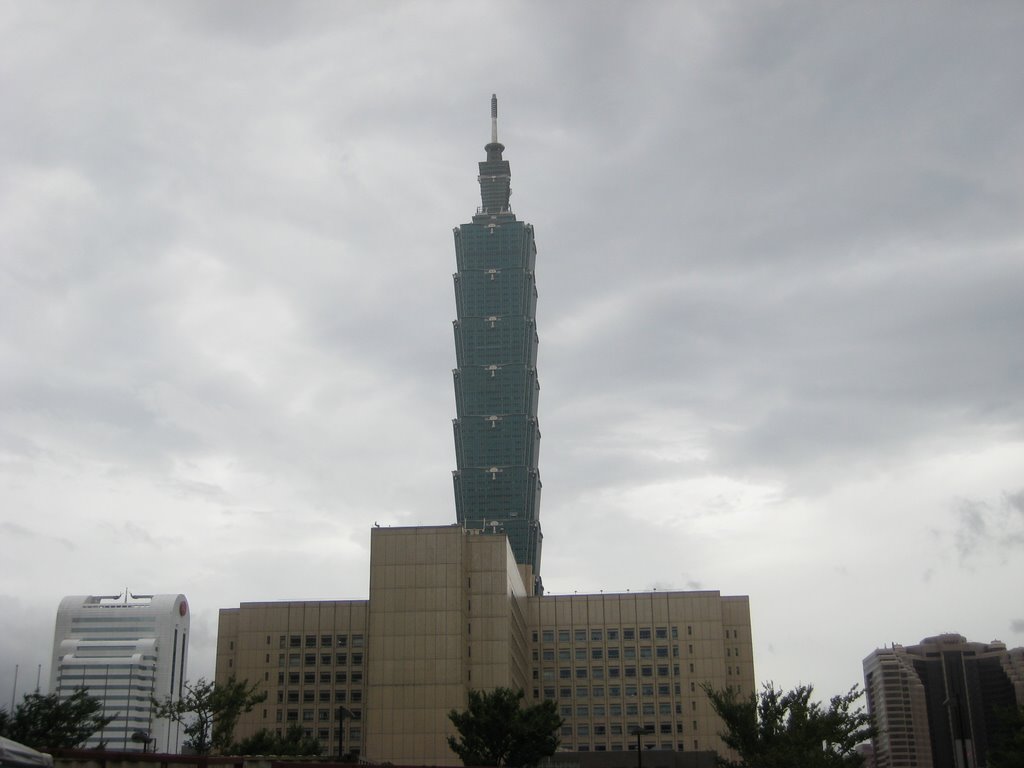 Taipei 101 before the storm by Joan Abenza