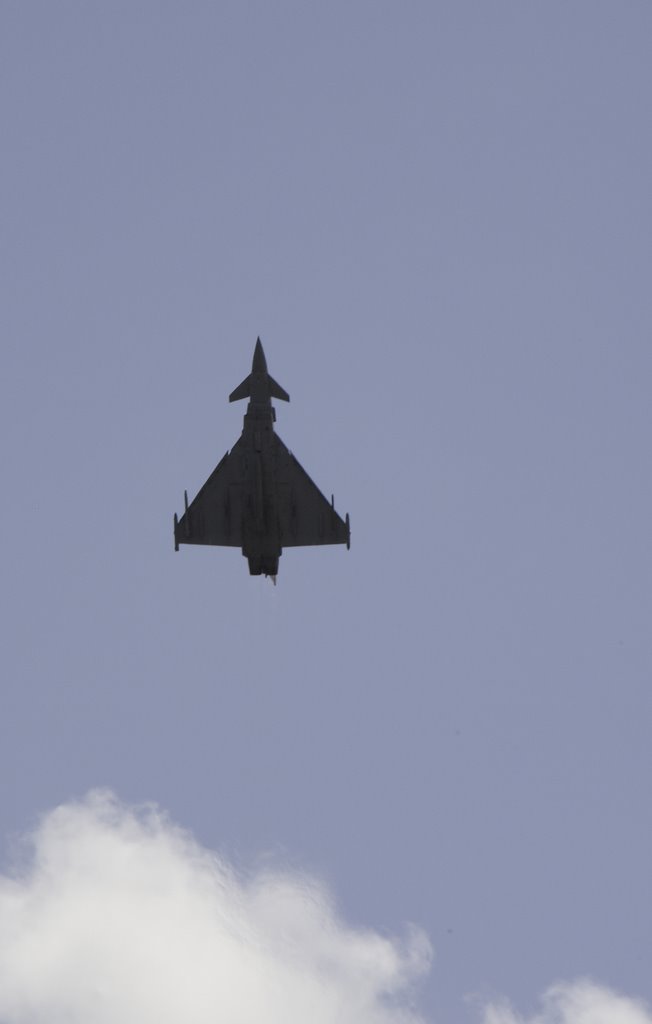 Eurofighter Typhoon at Dawlish Airshow 2008 by Mark Rogers