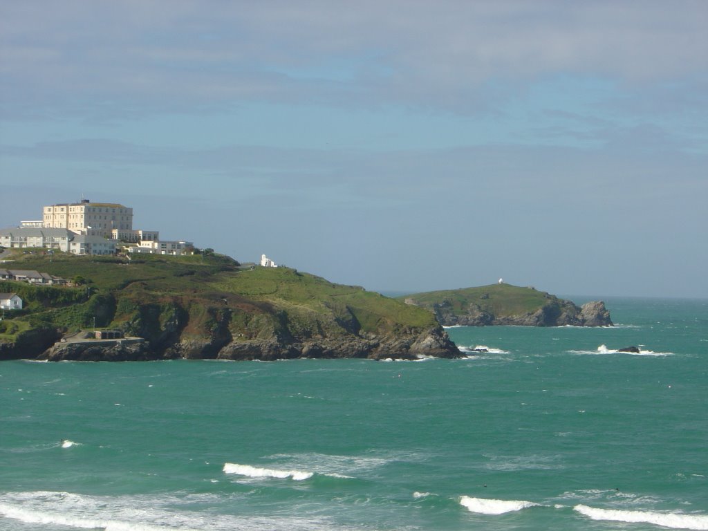 Newquay Bay. by Leslie Johnson