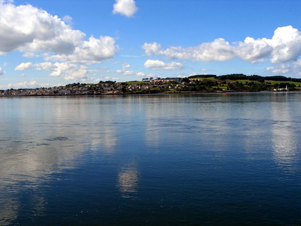 Tayport from Broughy Ferry by andywilson1970