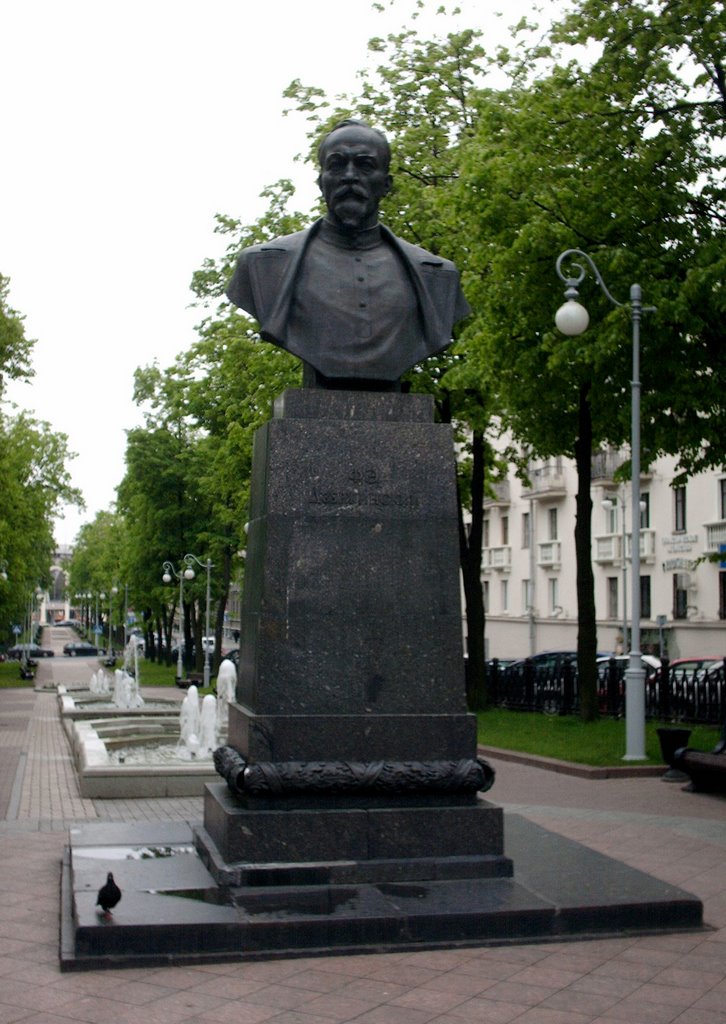 Felix Dzerzhinsky monument by Keith Ruffles