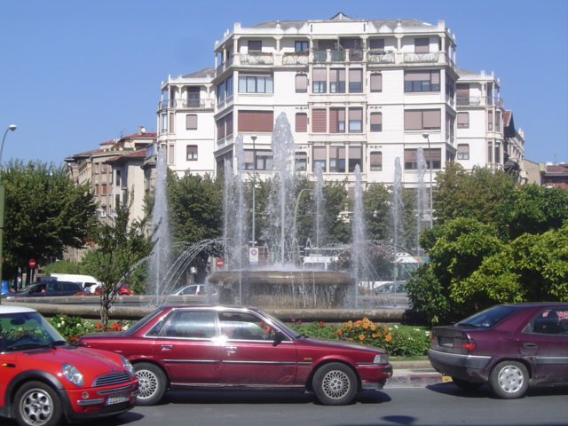 Plaza Principe de Viana by maitecordoba