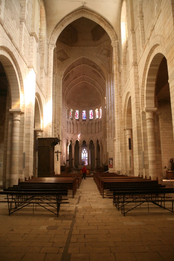 Église Notre-Dame, La Charité-sur-Loire, Nièvre, Bourgogne, France by Hans Sterkendries