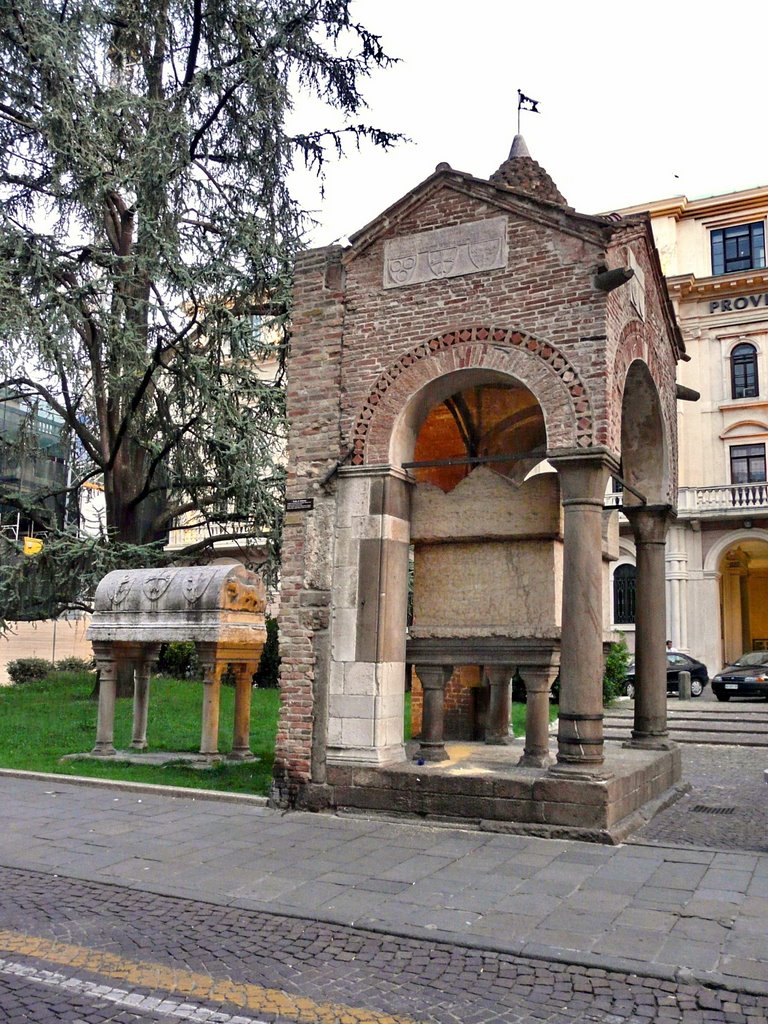 Tomba di Antenore. Padova, Italy. by Nicola e Pina Europa 2008