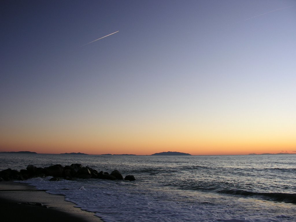 Isola d'Elba da Cecina by orlandi paolo france…