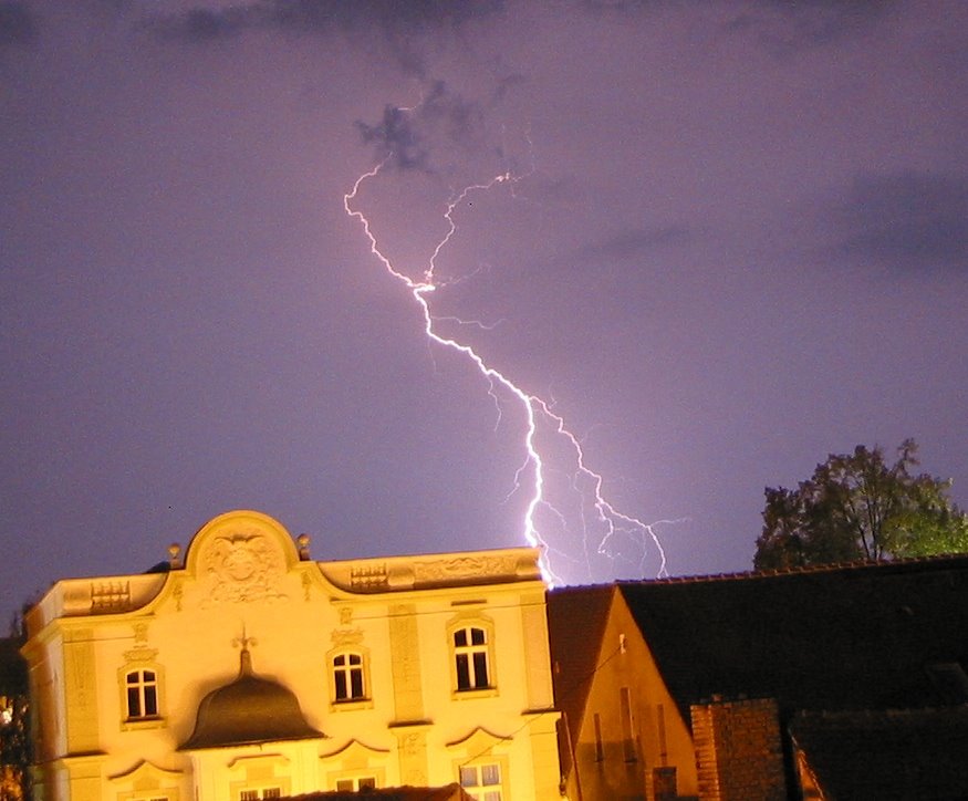 Gewitter/Blitz über Niesky by aluny