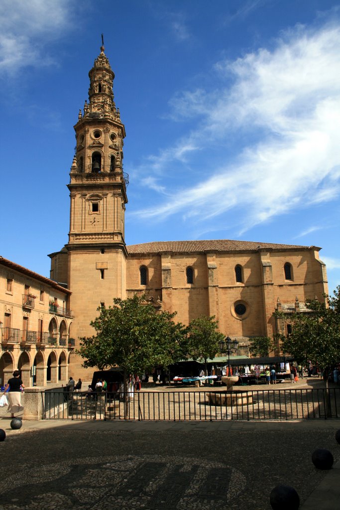 Sul - Iglesia Nuestra Señora de la Asunción - Gotico isabelino - Briones by Santi UL