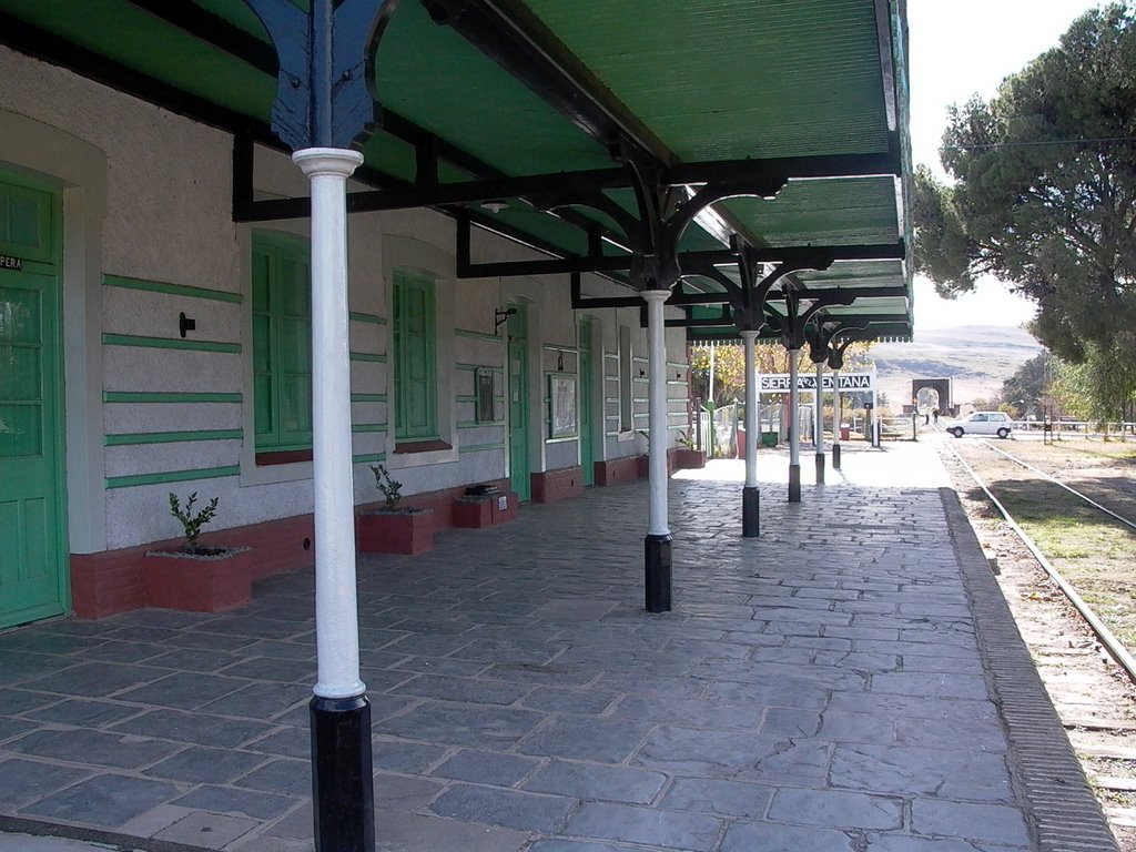 Estación ferroviaria sierra de La Ventana by natserafini