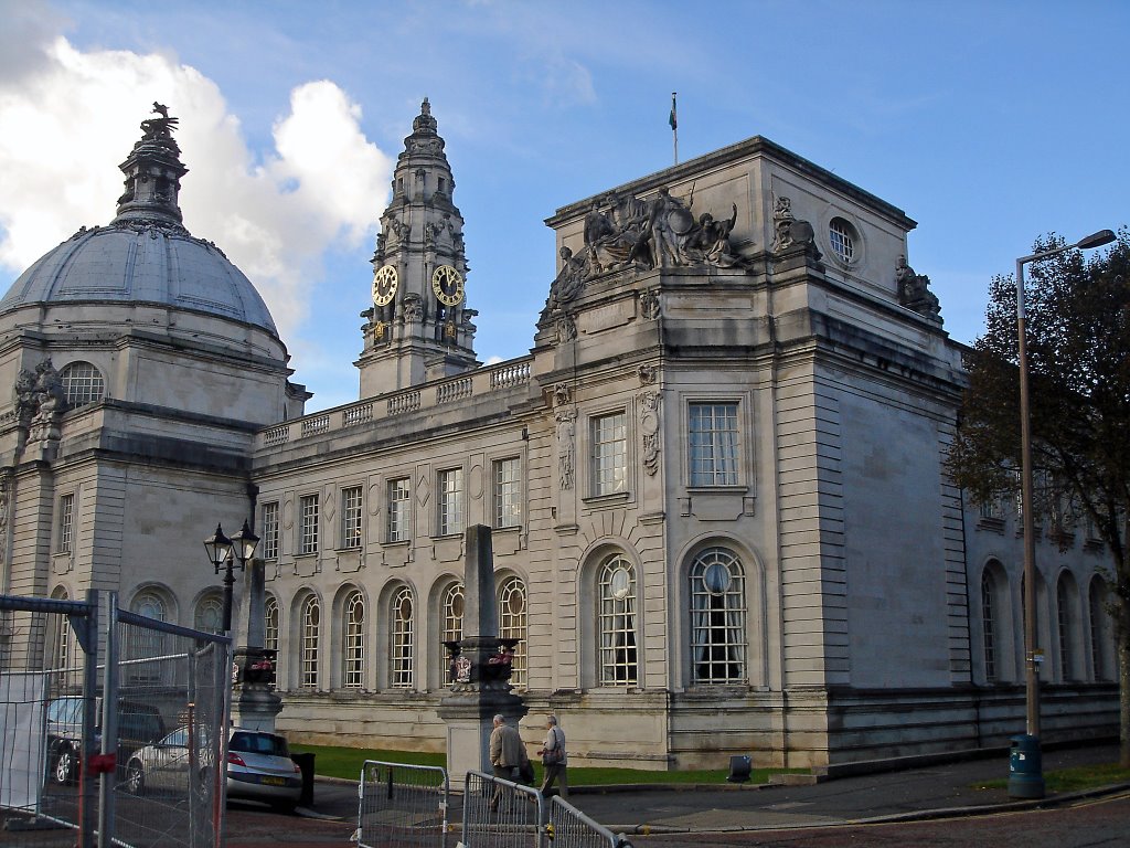 Cardiff city hall, (Caerdydd, Cymru) by ainars brūvelis