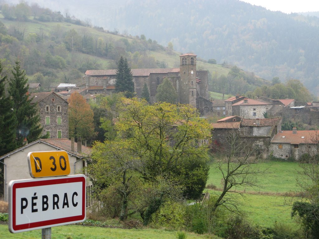 Pébrac (abbaye du XIème) by lafriq1