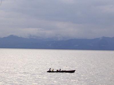 Lago de Izabal, Vista desde El Estor by ludbarri