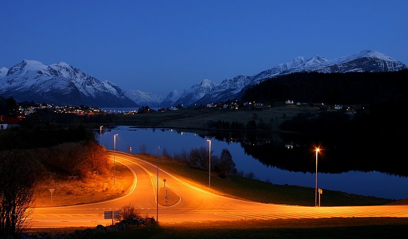 Eidsnes by night by Terje Tuene