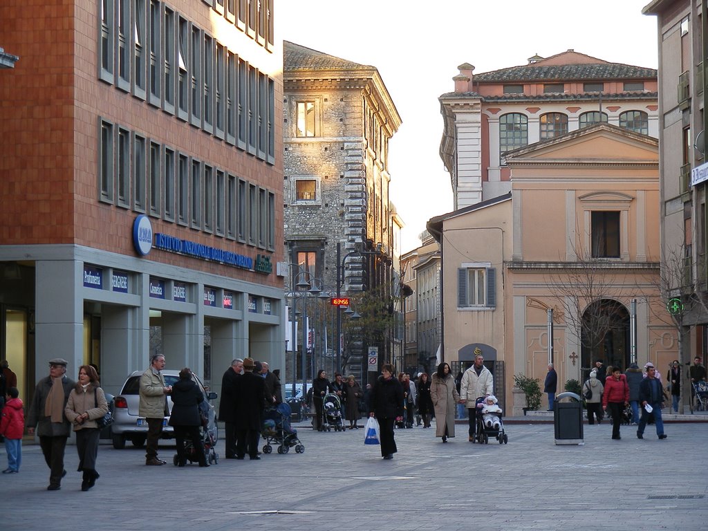 Terni - Piazza della Repubblica e Via Roma by Emanuele Pellegrini