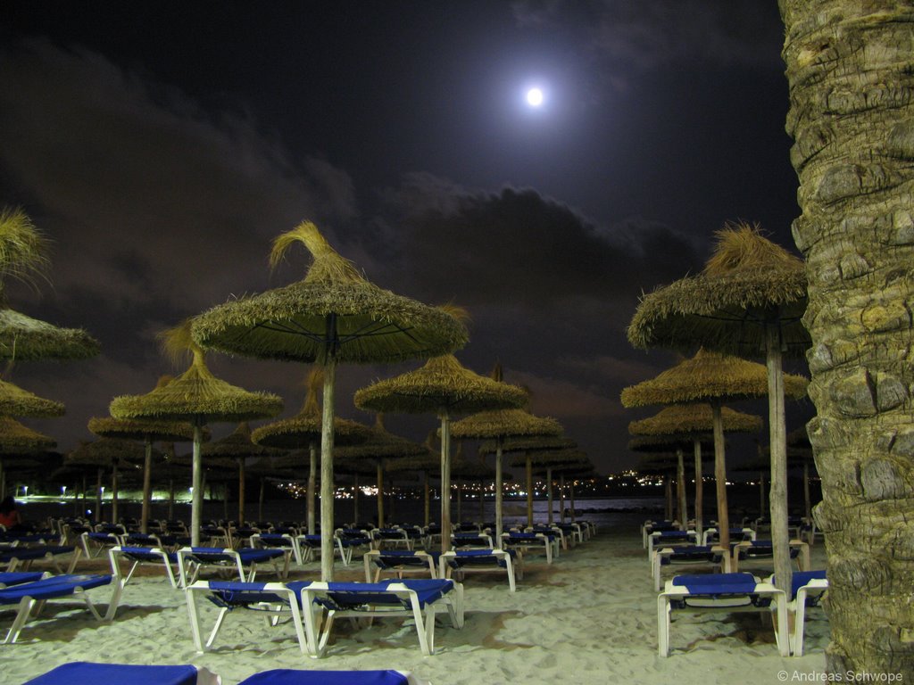 Abendstimmung am Strand von Paguera by Andreas Schwope