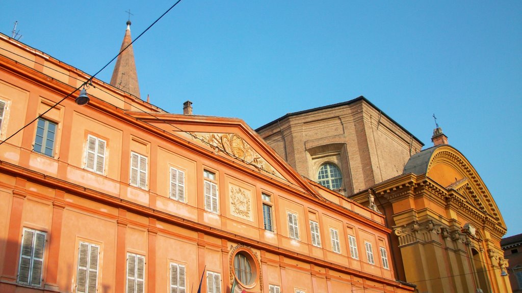 Palazzo delle Belle Arti e chiesa di San Domenico by A.D.86