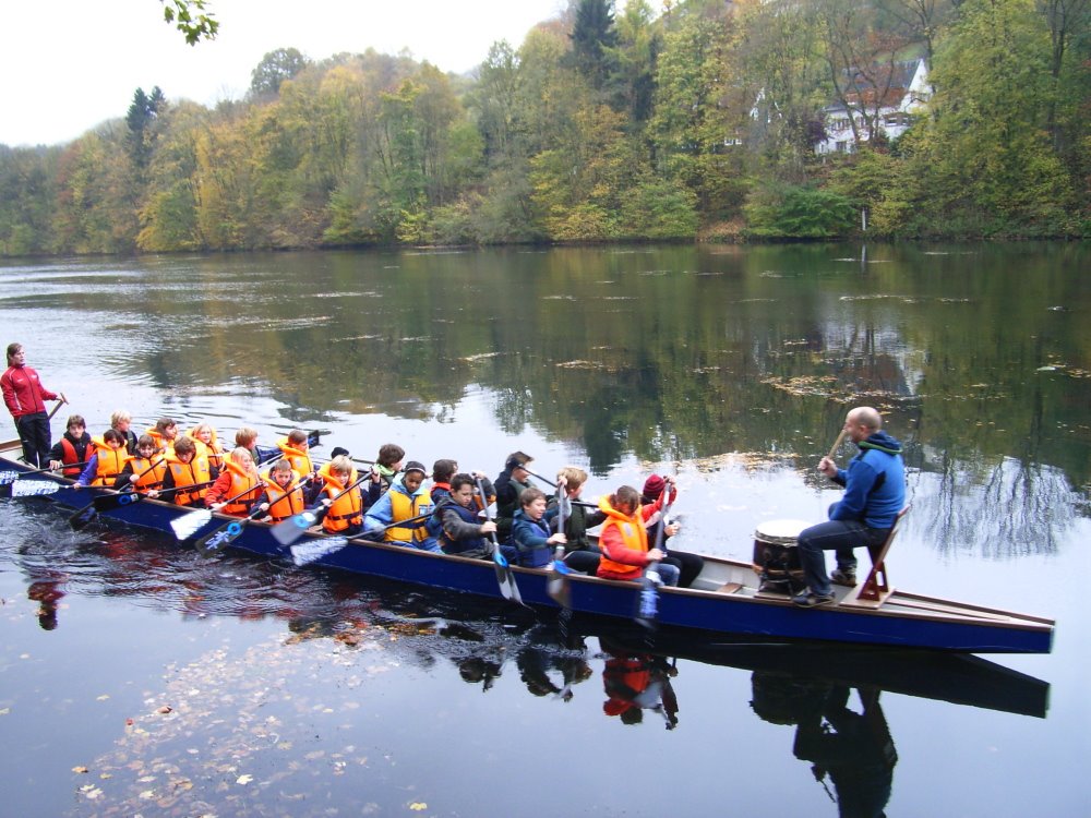 Drachenboot fahren-Beyenburg by Stathis Chionidis