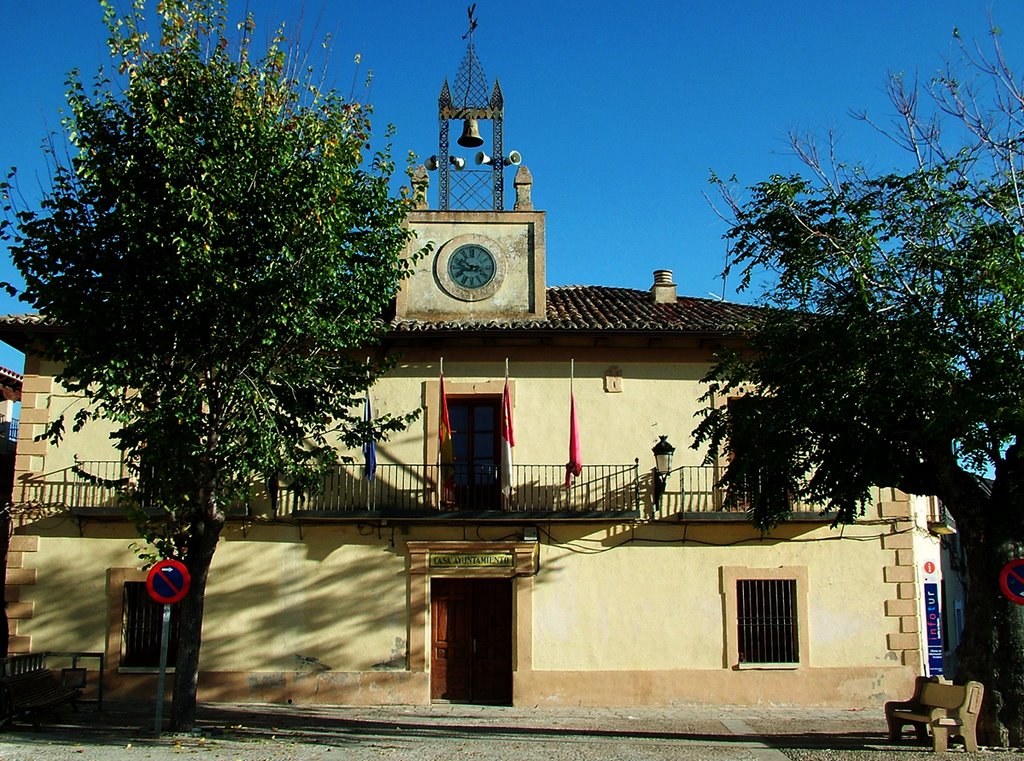 Cogolludo, ayuntamiento by fotochicho