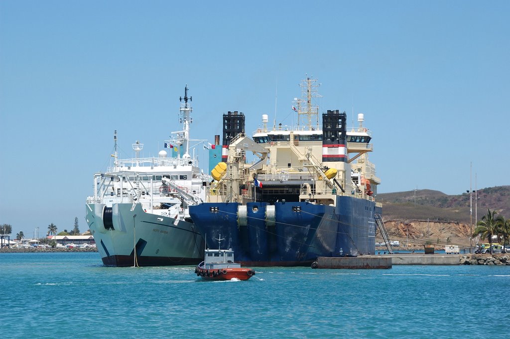 Cabliers dans le port by claude marceluc