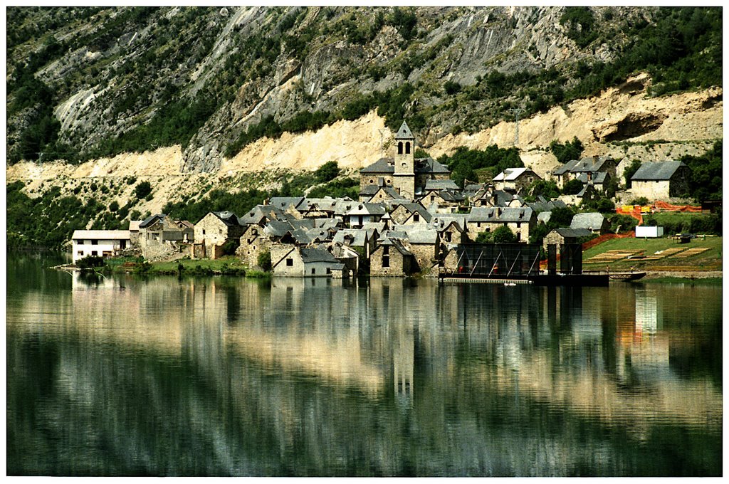 Lanuza ( Huesca) by yo-rafael