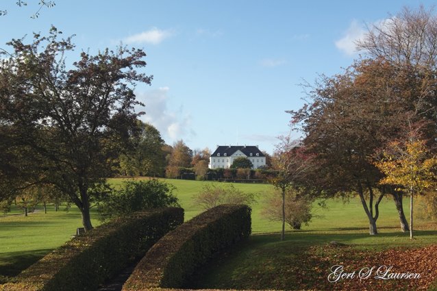 Marselisborg slot by Gert S Laursen