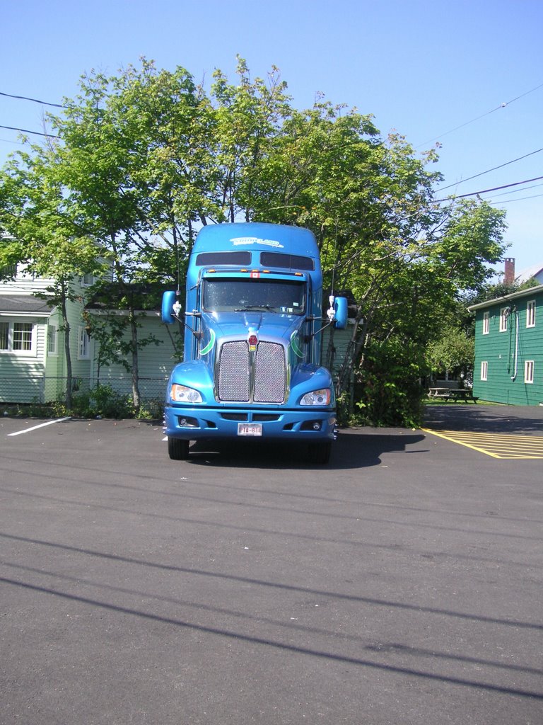 A truck in Saint John,NB by zic-zac