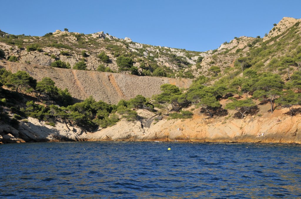 CALANQUE DE MEJEAN by Cheikh-Aissa Ali