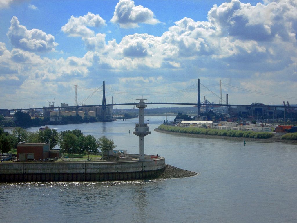 Hamburger Hafen - Köhlbrandbrücke vom Dockland-Gebäude by Katrasenforense