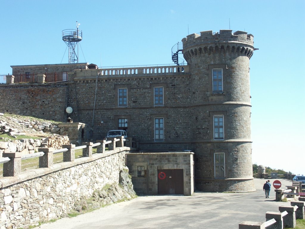 Observatoire du Mont Aigoual by S.RICCI