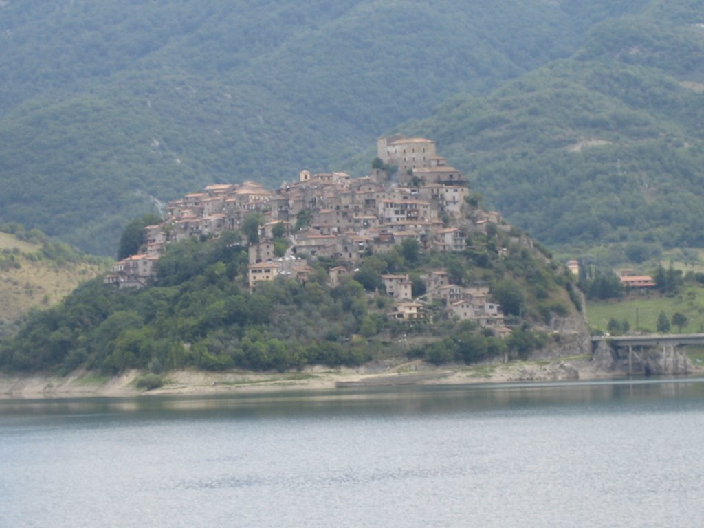 Colle di Tora by paolodemayano