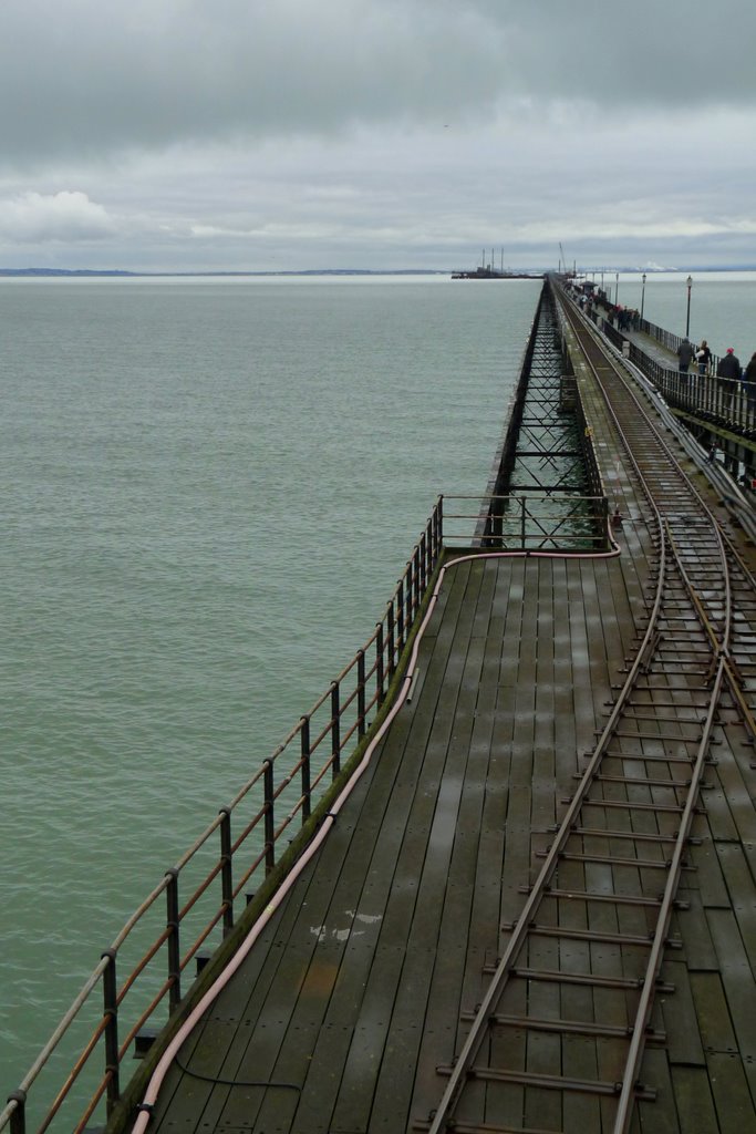 Southend Pier. by Fred_Bear