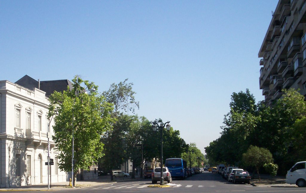 Inicio de Av. República (vista hacia el norte) by 2late