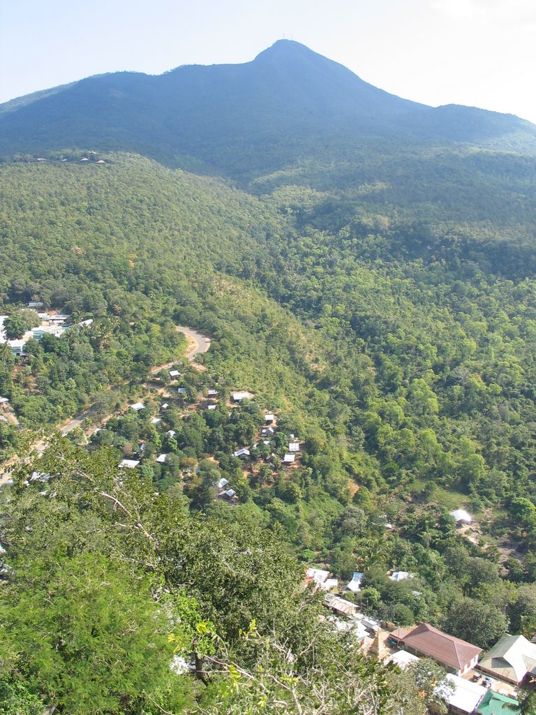 Mt.Popa by haruyoshi