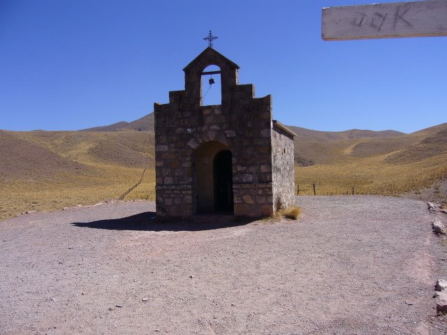 Ermita de la Cuesta del Ovispo by Farid Monti