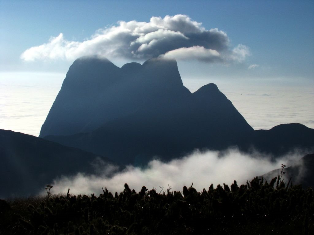 Visão do Pico Paraná do Tucum by Elcio Douglas