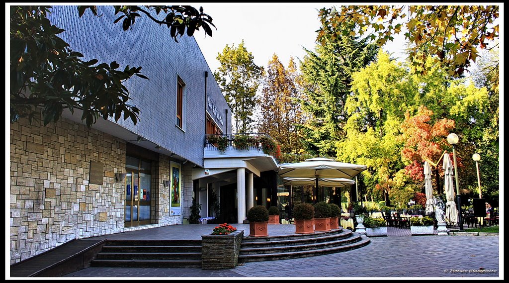 ABANO TERME "La gelateria delle terme" by © Giampietro Fioraso