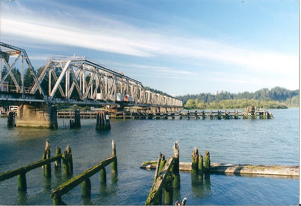 Reedsport Railroad Bridge by dchuebner