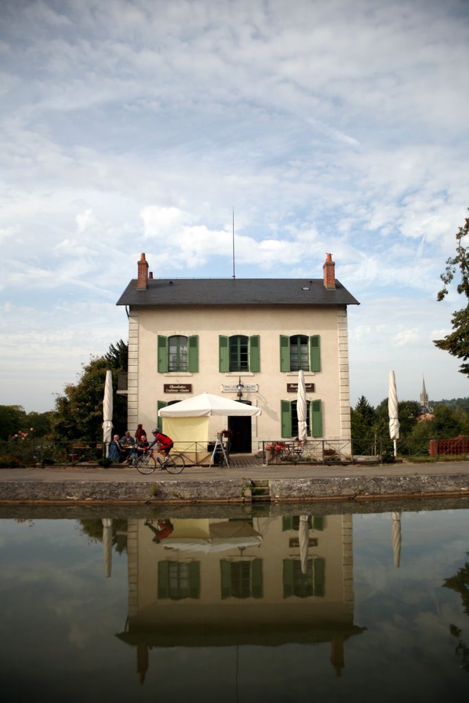 Pont-Canal de Briare, Canal latéral à la Loire, Briare, Loiret, Centre, France by Hans Sterkendries