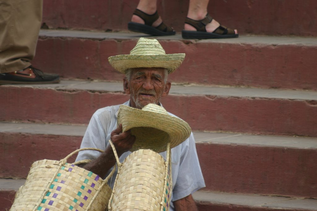 Plaza Mayor, Trinidad, Provincia de Sancti Spíritus, Cuba by Hans Sterkendries