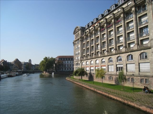 Strasbourg depuis le pont royal by Clasou