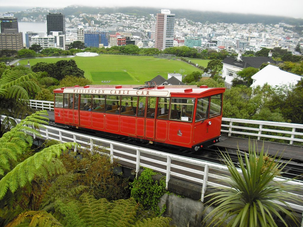 NZ Wellington Cable Car T2008-10-25_001 © julia by Béla Fahidi