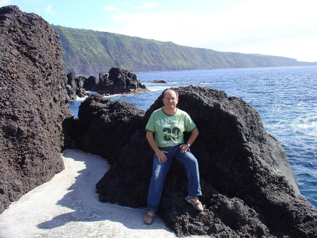 Me in Pico, Açores by Gil Reis