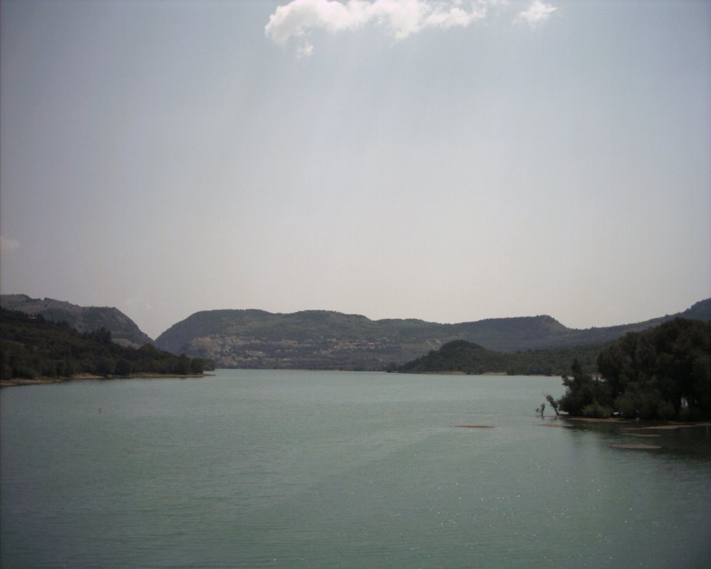 Lago di Barrea by teresa_e_fabio