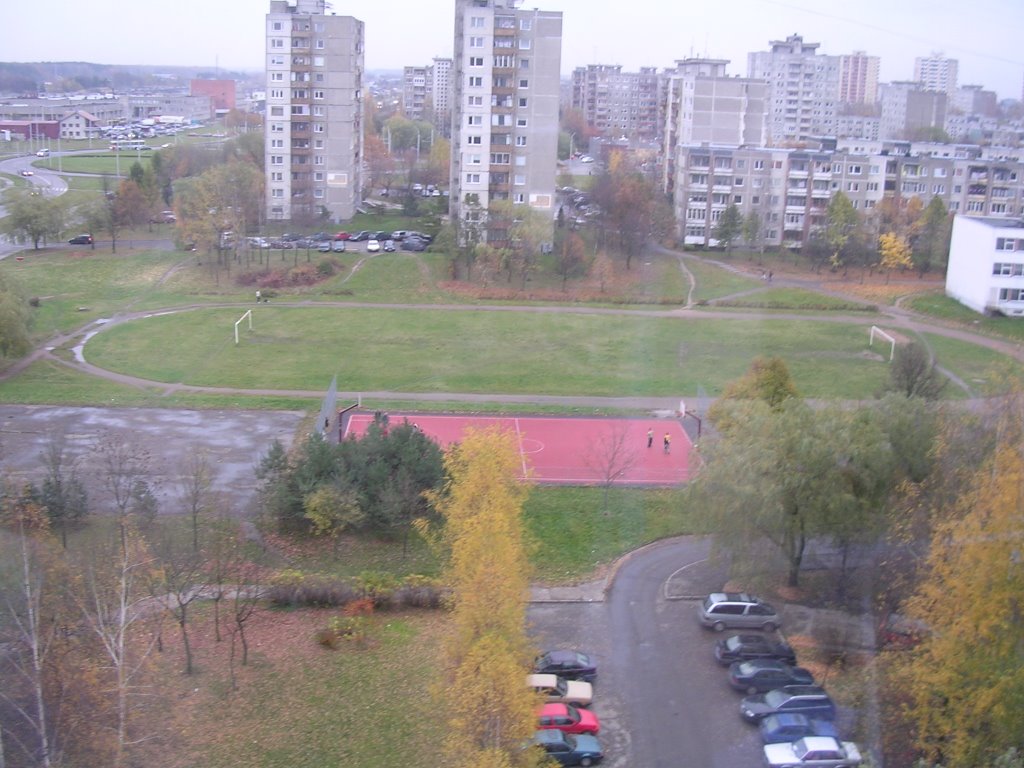 Kauno Pilenu vidurines mokyklos stadijonas by gertruda159